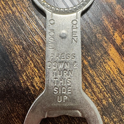 Ekco Flat Bottle Cap Opener Twist Top Silver Metal Made in USA Vintage No Rust - Picture 8 of 8
