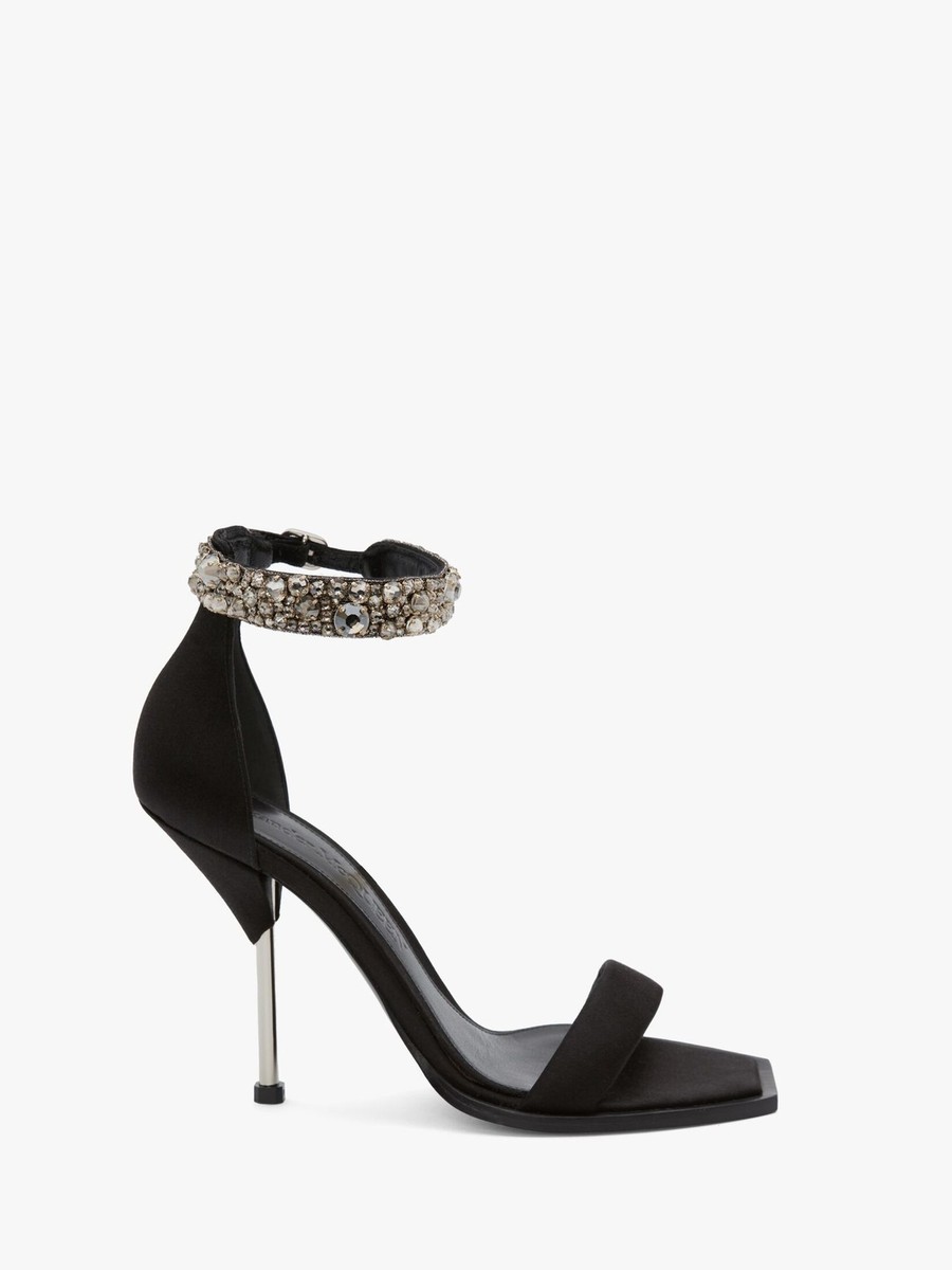 サンダル・ミュール Alexander Mcqueen Sandalo Con Tacco Alexander McQueen Embroidered Double Strap Sandal in Black