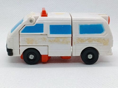 FIRST AID; 1986 Hasbro G1 Transformers - Picture 6 of 7