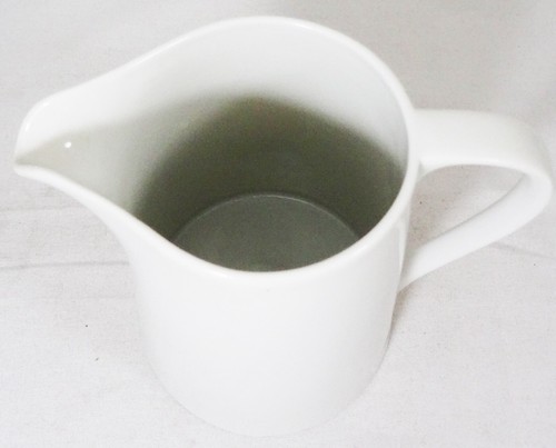 LISBOA WHITE by Block Spal Creamer 4.5" tall NEW NEVER USED made in Portugal - Picture 5 of 6