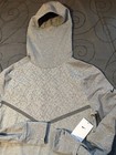 Picture 4 of 6