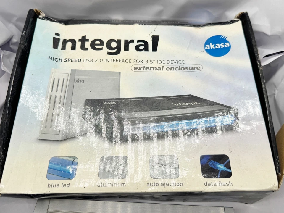 AKASA INTEGRAL 3.5" IDE EXTERNAL HDD ENCLOSURE USB 2.0 WITH POWER SUPPLY - Image 2 of 4
