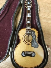 Rock And Roll Museum Mini Gibson Guitar With COA NUMBER 3126 Of 10,000