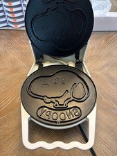 Vintage Salton Snoopy Waffle Maker WM-2A White Tested Working Peanuts