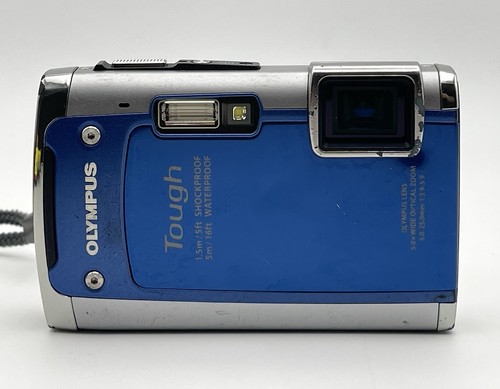 Olympus Tough TG-610 14.0MP Waterproof Digital Camera W/Batt 16GB Card Excellent - Picture 4 of 9