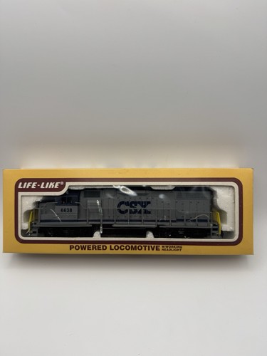 HO Scale Life-Like GP38/6638 CSX Powered Diesel Locomotive - Picture 8 of 8