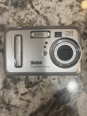Kodak EasyShare CX7525 5MP Digital Camera Silver