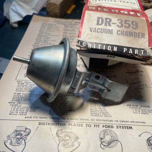 Niehoff N.O.S. DR-359 vacuum chamber fits Acadian Checker chevy rambler tempest - Picture 6 of 11