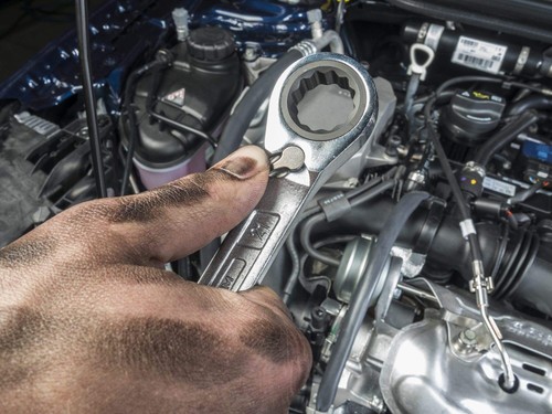 HAZET Ring Ratchet Wrench Set, 5-Piece Set, Reversible, 8-19mm, [Official Import - Picture 4 of 7