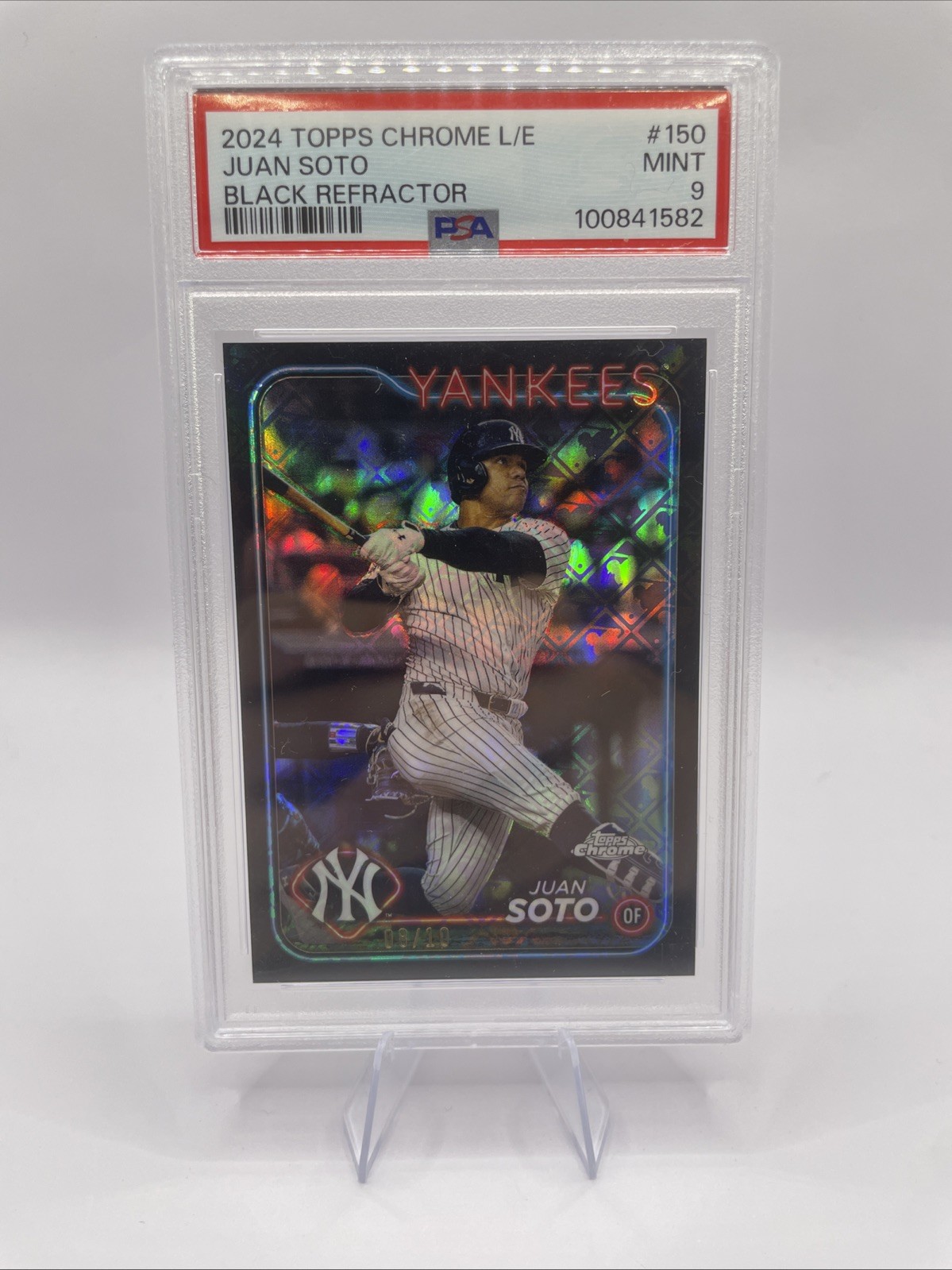 2024 Topps Chrome L/E Juan Soto Black Refractor 8/10 Mint 9 #150