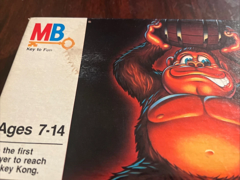 Vintage Rare Donkey Kong Card Game 1981 Milton Bradley complete UNUSED - Image 2 of 4