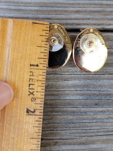 Orecchini Mignonne Gavigan tono oro corallo astratto a forma di uovo - Foto 9 di 12