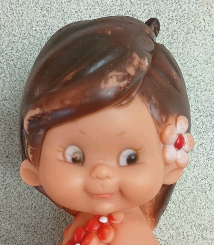 Hawaiian Hula Girl Doll Sassy Brunette Big Feet Vintage Rubber Squeaker 8” Spain - Picture 5 of 16