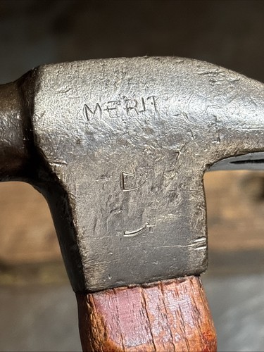 Antique Merit Claw Hammer For Woodworking And Carpentry - Picture 15 of 17