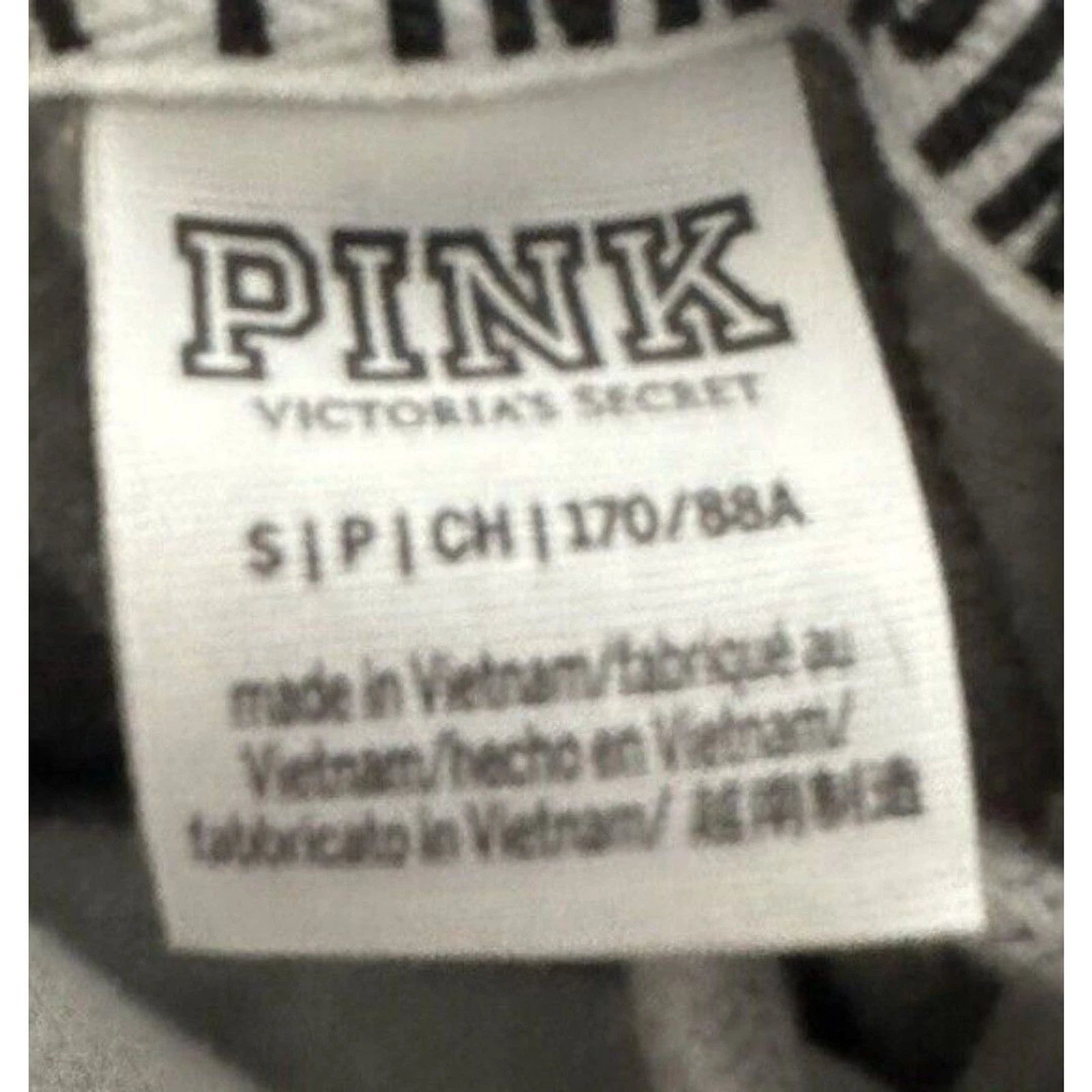 UNDERCOVER victoria secret love rosa felpa con cappuccio cropped piccola donna grigio cotone misto poli usata in ottime condizioni