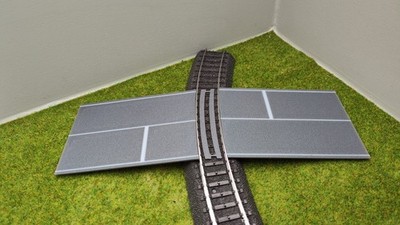 NEU - H0 Bahnübergang - H0 Zubehör für das Märklin C-Gleis - 100x70 mm - H0 1:87