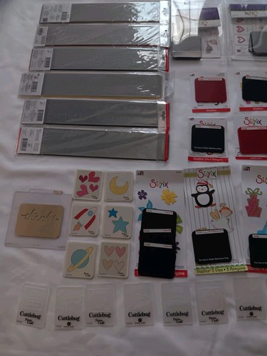 Lote de 72 piezas de troqueles de corte Sizzix Sizlits en relieve Cutterpede Provo Crafting - Imagen 3 de 20