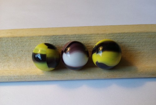 Vintage Bumblebee Marbles With A Boss - Picture 3 of 6