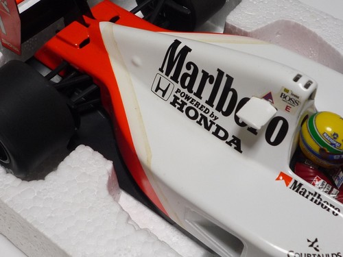 MINICHAMPS 1:18 McLAREN HONDA MP4/6 A. SENNA WORLD CHAMPION 1991 "Marlboro" - Picture 13 of 19
