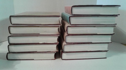 Lot of 11 Encyclopedia Britannica Book of the Year 1960 - 1970 Good Condition - Picture 9 of 10