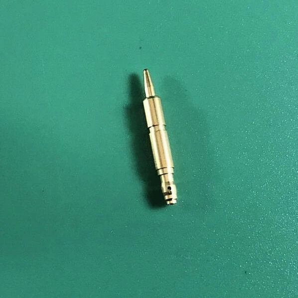 CONECTOR ENCHUFE ELÉCTRICO AMP 225392-2 CRIMPADO TIPO ORO Y PLATA Foto 3 de 4