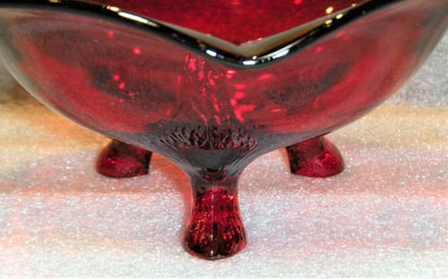 6" 3-Footed Ruby Glass Ruffled Bon Bon Bowl, Unknown Maker - Picture 4 of 8