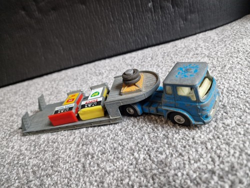 Vintage CORGI TOYS Bedford Tractor Unit CARRIMORE Machinery Carrier + 2 x Pumps