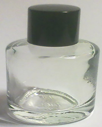 200,10ml CLEAR GLASS BOTTLES+BLACK CAPS>GREAT 4 OILS>AMAZING VALUE 13pence+VAT - Imagen 2 de 2