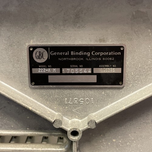 General Binding Corporation GBC Combo Binding Machine Model 222-KM - Picture 13 of 14