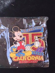 Cast-Exclusive-Celebrating-15-Years-California-Adventure-Disney-Pin-Mickey-NIP