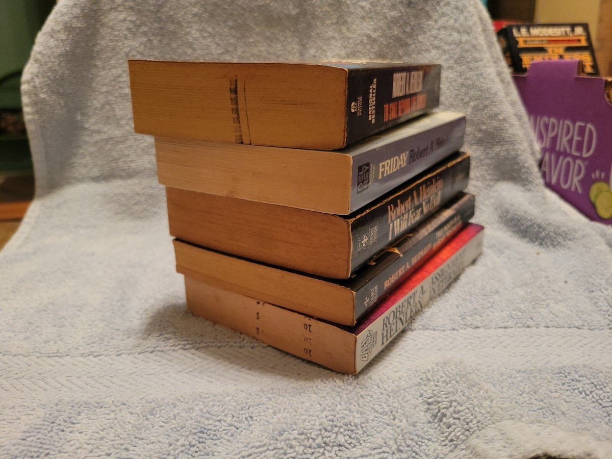 希少　Robert A. Heinlein 5冊セット　サイエンスフィクション VINTAGE ROBERT HEINLEIN SCIENCE FICTION PAPERBACKS 5 BOXED