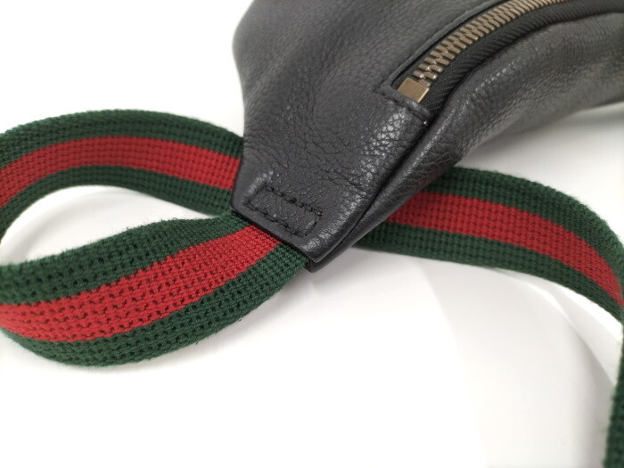 GUCCI Body Bag Shelly Line Logo Print Leather Black 5… Gem