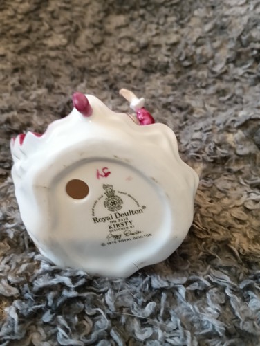 Royal Doulton Kirsty HN 3213 1970 in Beautiful Condition - Picture 6 of 9