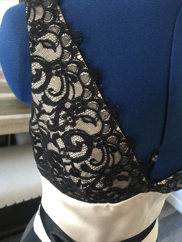 VESTIDO DE MUJER TALLA 2 POR LAVANDERÍA - Imagen 3 de 9