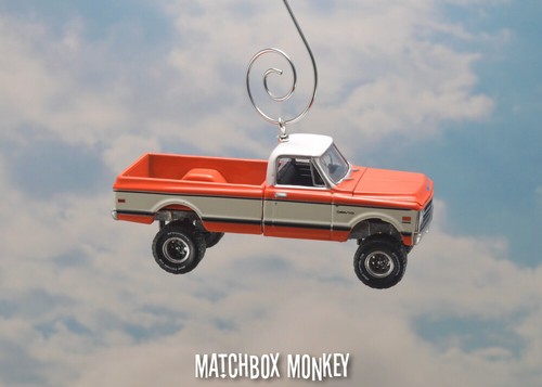 Pickup Truck Christmas Ornament Square Body Ford Chevy GMC Dodge RAM Silverado - Picture 415 of 672