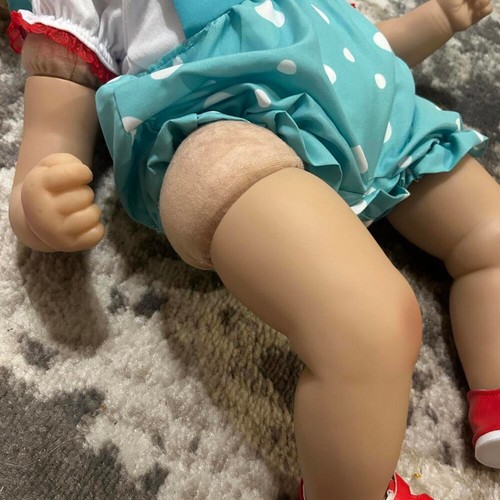 Paradise Galleries Crabby Cakes Reborn Baby & Tons of Extras (NEW) - Picture 9 of 10