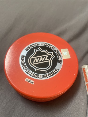 Anaheim Ducks NHL Team Hockey Puck And A Anaheim Ducks 2005 Truck Both Good Cond - Picture 3 of 10