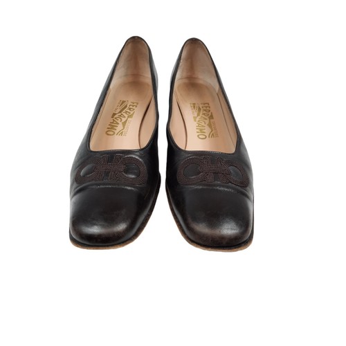 Salvatore Ferragamo Gantini Chocolate Brown Leather Pumps Embroidered Size 8 - Picture 2 of 10