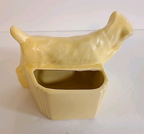 Nelson McCoy Dog with Coat / Blanket Yellow Planter 1940's Top 100 Findables - Picture 6 of 15