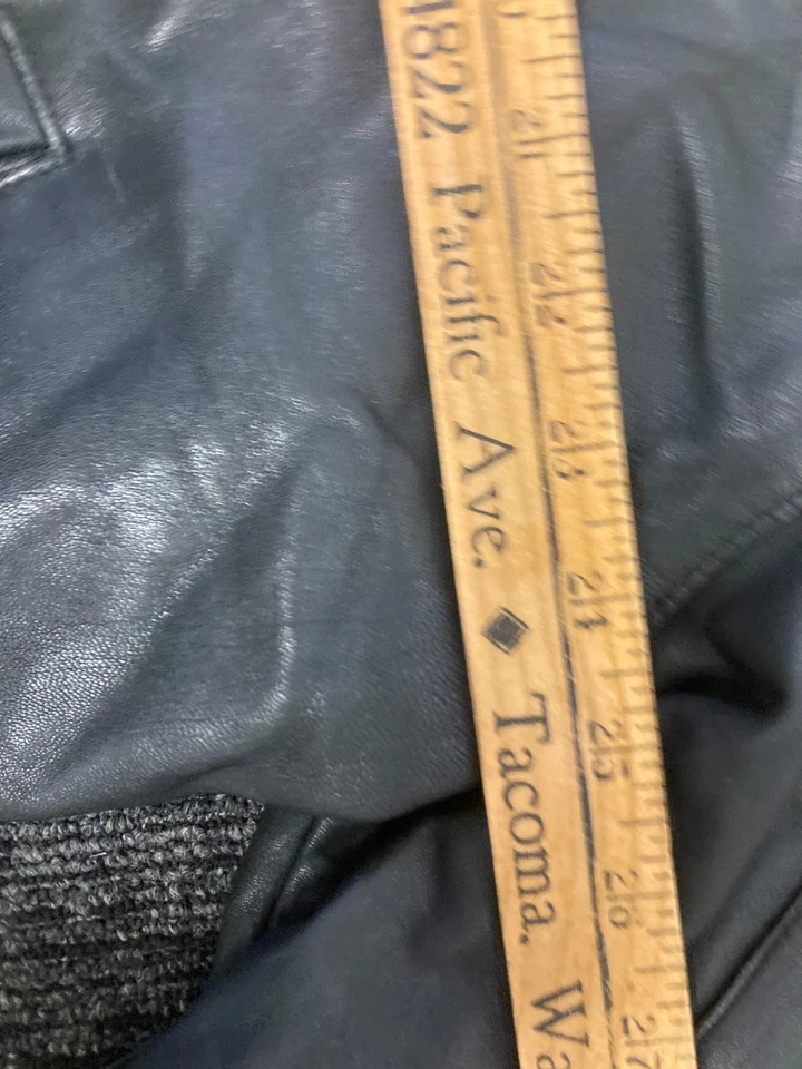 Dockers Men’s Black Leather Jacket Size XXL Full Zip Casual Coat - Image 3 of 4