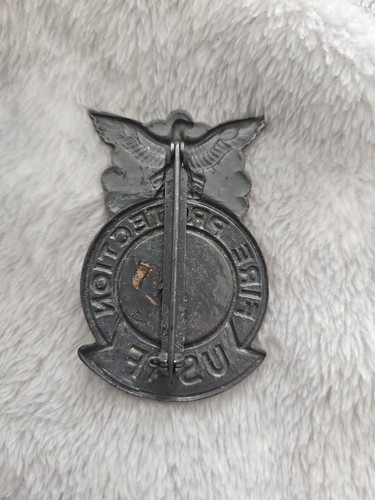 Ancien insigne de protection incendie US Air Force USAF 2 1/2" - Photo 2/2