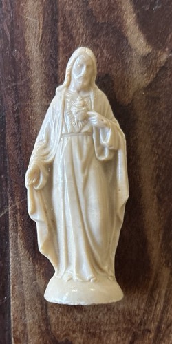 Vintage kleine 3" Herz Jesu Kunststoff Harz Andachtsstatue