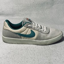 Nike SB Team Classic Photon Dust Green AH3360-013 Men’s 6 Sneakers