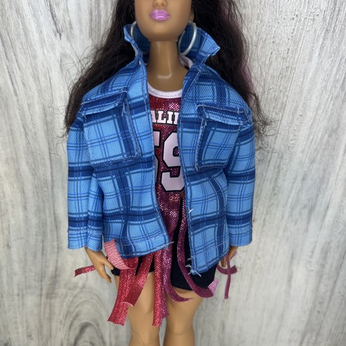 Barbie Extra # 13 Jersey Curvy Puppe - Bild 3 von 5
