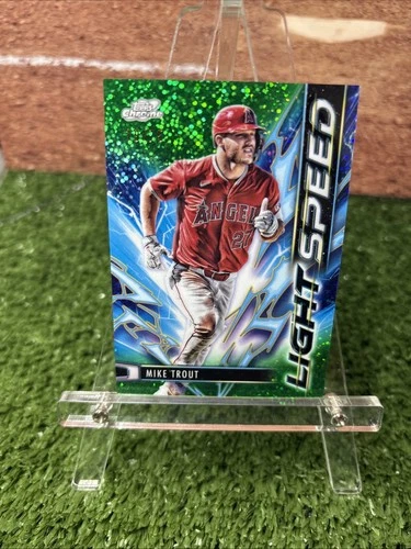 2025 Topps Cosmic Chrome Green Space Dust MIKE TROUT Light Speed #LS-14 /75