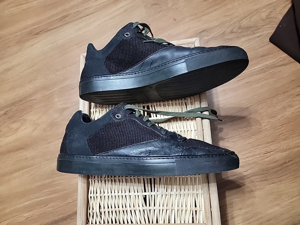 Balenciaga Black High Top Sneakers W/ Green Tongue, Size 9 (US) 42 (EUR) - Image 4 of 4