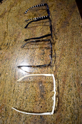 Lot of 4 Peepers 2.75 Glasses - Picture 2 of 3