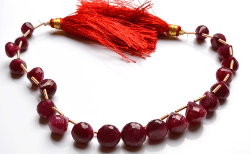 160 CT.8.5" GENUINE Red Ruby Faceted ONION SHAPE BEADS Briolettes 8 TO 10 MM - Picture 4 of 4