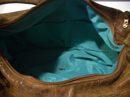 VASILIKI LAGIS BORSA HOBO DA DONNA SPAZIOSA IN PELLE SCAMOSCIATA LUCIDA NEI TONI DEL MARRONE/MARRONE - Foto 9 di 12