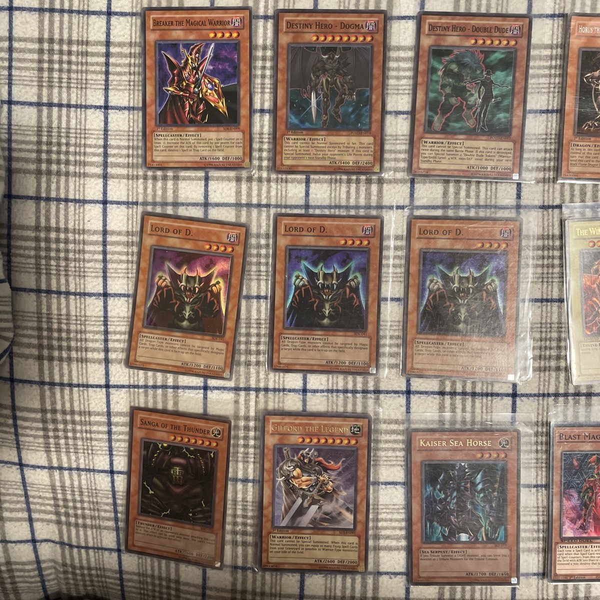Konami Yu-Gi-Oh! 1996 - They Is 872 Cards 600682787291| eBay